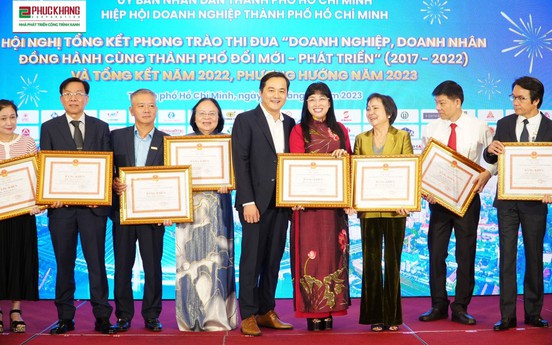 CEO Lưu Thị Thanh Mẫu được UBND TP.HCM tuyên dương “cá nhân có thành tích xuất sắc”   