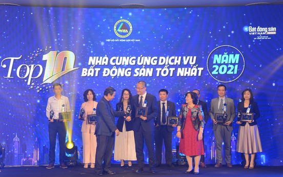 Deloitte được vinh danh Nhà cung ứng dịch vụ bất động sản tốt nhất Việt Nam năm 2021 lĩnh vực tư vấn và kiểm toán