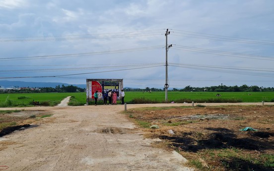 Quảng Nam: Đất chưa hoàn tất đấu giá đã được rao bán, cam kết "sổ đỏ trao tay"