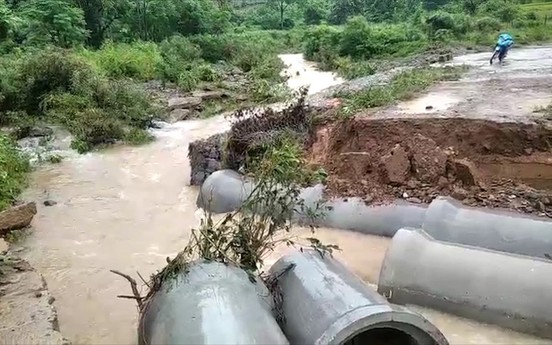Nhiều tỉnh, thành miền Trung bị thiệt hại nặng do bão số 5