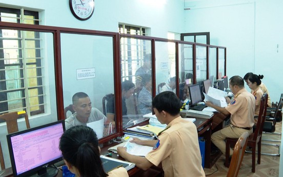 Thừa Thiên - Huế: Tạo điều kiện thuận lợi nhất cho người dân cấp đổi biển số xe định danh