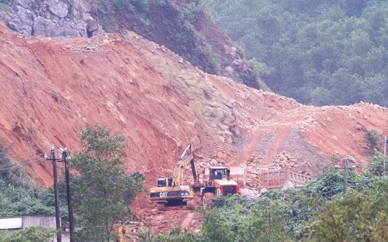 Thừa Thiên - Huế: Xử phạt hai doanh nghiệp vi phạm về đất đai, khoáng sản