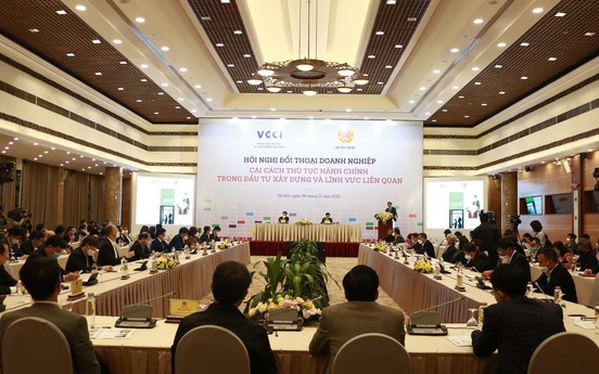 Bộ Xây dựng và VCCI tổ chức Hội nghị đối thoại “gỡ khó” cho doanh nghiệp 