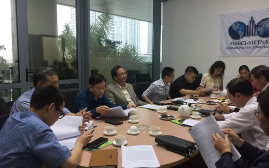 VNREA họp bàn tổ chức Giải thưởng Quốc gia BĐS Việt Nam lần II và Đại hội nhiệm kỳ V