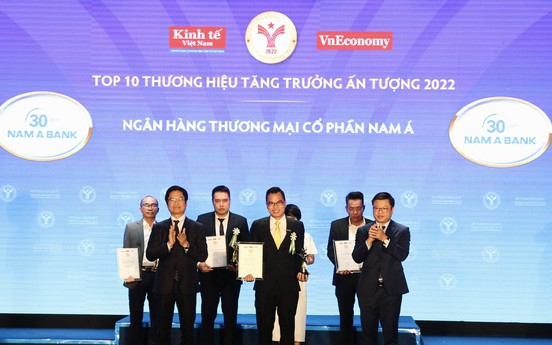 NAM A BANK - Top 10 thương hiệu tăng trưởng ấn tượng 2022