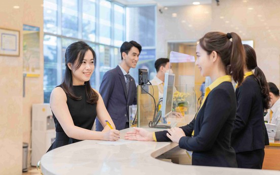 NAM A BANK – Tiếp đà tăng trưởng bằng chiến lược phát triển tài chính số toàn diện