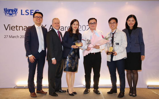 Techcombank được vinh danh “Nhà tạo lập thị trường ngoại hối xuất sắc nhất Việt Nam” 2 năm liên tiếp