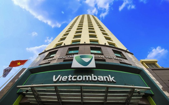 Vietcombank triển khai giải pháp hỗ trợ điểm bán đăng ký chuyển đổi trả góp cho chủ thẻ