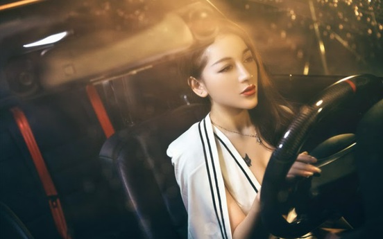 Hotgirl bán căn hộ Thảo Điền Green kiếm tiền tỷ, một bước lên đời