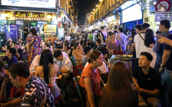 Bloomberg đánh giá Việt Nam tăng trưởng nhanh nhất châu Á năm 2022