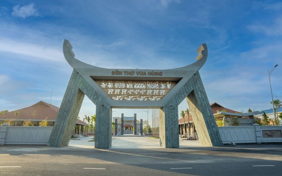 Đền thờ vua Hùng – điểm hội tụ tâm linh tại vùng đất phương Nam