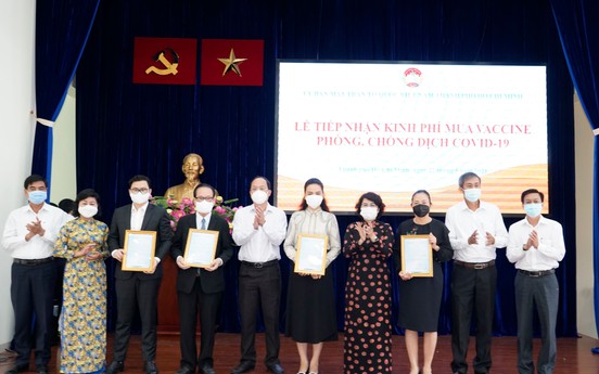 SCB ủng hộ 50 tỷ đồng mua vaccine phòng chống dịch Covid-19