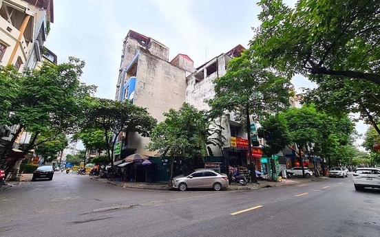 Bỏ cọc loạt lô đất đấu giá ở quận trung tâm Hà Nội