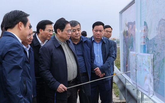 Thủ tướng khảo sát thực địa, thúc đẩy tuyến cao tốc ven biển “quan trọng chiến lược“ với Đồng bằng sông Hồng