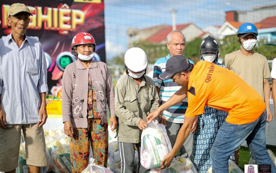 Giải bóng đá tranh cúp Doanh nghiệp TP. Huế, đồng hành các hoàn cảnh khó khăn