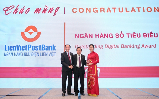 LienVietPostBank được vinh danh giải thưởng “Ngân hàng Số Tiêu biểu” 2019