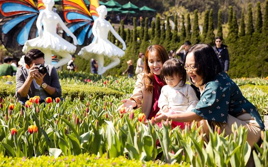 Tết “chất” từng giây với các lễ hội ở Sun World