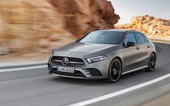Bảng giá xe Mercedes tháng 3: Có xu hướng tăng nhẹ