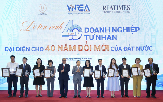 Tôn vinh 40 doanh nghiệp tư nhân tiêu biểu đại diện cho 40 năm Đổi mới của đất nước: Biểu tượng cho tinh thần "Doanh nghiệp dân tộc - khát vọng Việt Nam thịnh vượng"