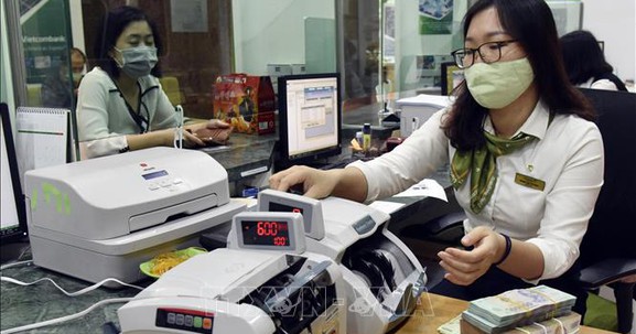 Khó tiếp cận vốn vay dù lãi suất tiếp tục giảm sâu
