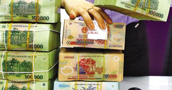 Đẩy tín dụng, vẫn phải kéo lùi nợ xấu