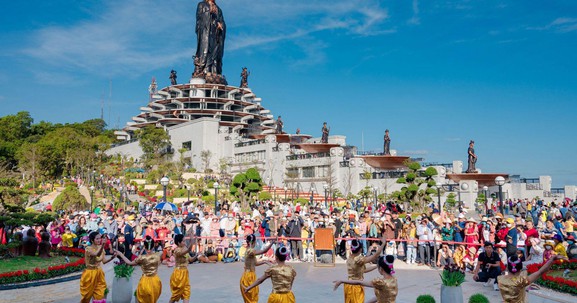 Hàng loạt dự án sân bay lớn sử dụng ống thép Hòa Phát