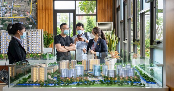 Nhiều môi giới bất động sản không bồi dưỡng kiến thức hành nghề do không "sợ" phạt