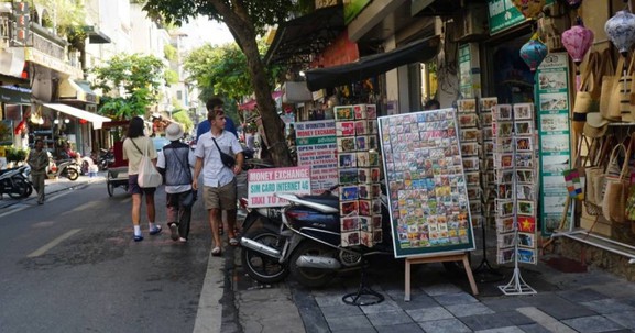 Hà Nội: Gần 900 hè phố sẽ được nghiên cứu cho thuê kinh doanh