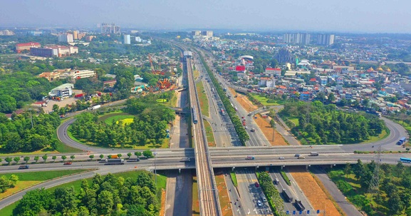 Ngành Xây dựng hạ tầng năm 2025: Đầu tư công bứt phá, các "ông lớn" Hòa Phát, Đèo Cả, Vinaconex hưởng lợi