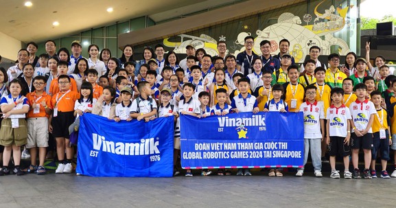 Vinamilk đồng hành các đội Robotacon Việt Nam tỏa sáng tại đấu trường quốc tế