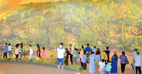 Lượng du khách đến Điện Biên tăng trong kỳ nghỉ Tết Nguyên đán 2024
