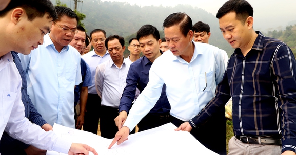Hà Giang: Chủ tịch UBND tỉnh Nguyễn Văn Sơn làm việc với huyện Vị Xuyên về tiến độ thi công một số dự án