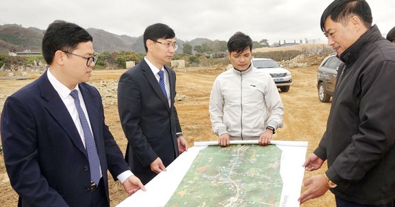 Sơn La: Đồng chí Bí thư Tỉnh ủy kiểm tra tiến độ thi công các dự án trọng điểm tại huyện Mai Sơn