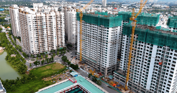 Sáng nay, Thủ tướng họp với nhiều doanh nghiệp bất động sản lớn để tháo gỡ khó khăn