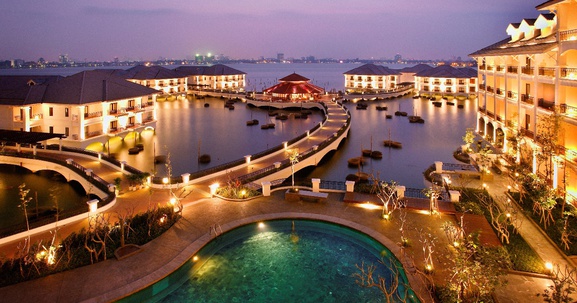 InterContinental Hanoi Westlake: Top 10 Khách sạn Trong Phố Tốt nhất Việt Nam