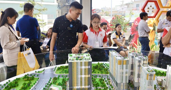 Ra mắt nhà mẫu tháp Bcons City, Tập đoàn Bcons tiếp tục kiên định với sản phẩm căn hộ vừa túi tiền