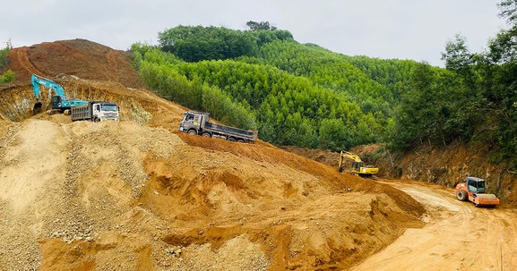 Dự án cao tốc Tuyên Quang - Hà Giang: Nỗ lực giải phóng mặt bằng