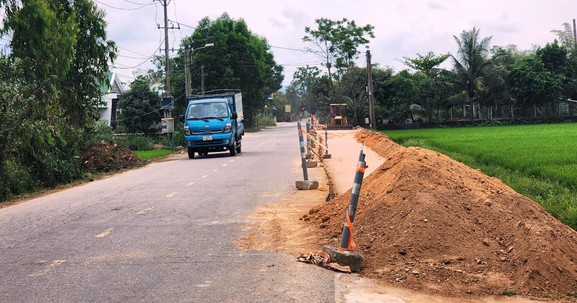 Quảng Nam: Đẩy nhanh tiến độ thi công mở rộng Quốc lộ 14E