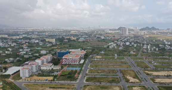 Thực hư xu hướng môi giới "khuấy sóng" đất nền?