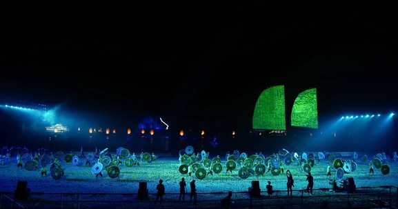 Đặc sắc Carnaval Hạ Long 2024: Carnaval trên biển đầu tiên tại Việt Nam
