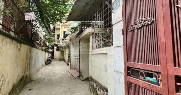 Giá nhà trong ngõ tiếp đà tăng