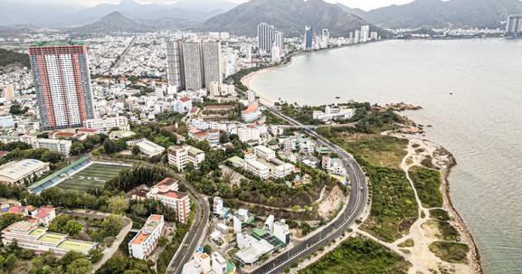 Khánh Hoà: Cần giải pháp căn cơ để khơi thông "dòng chảy" bất động sản nghỉ dưỡng