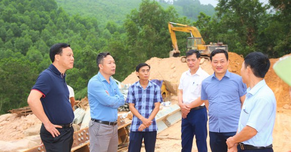 Thạch Hà - Hà Tĩnh: Hoàn thành bồi thường GPMB, đẩy nhanh tiến độ thi công Dự án đường dây 500kV Quảng Trạch - Quỳnh Lưu