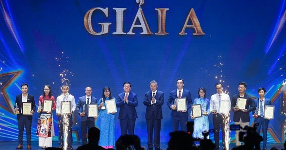 Lễ trao Giải Báo chí Quốc gia lần thứ XVIII: 122 tác phẩm chất lượng được xướng tên