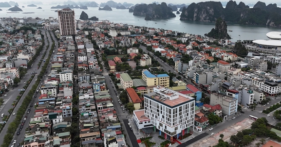 Quảng Ninh thông qua 25 nghị quyết đổi mới phát triển năm 2024