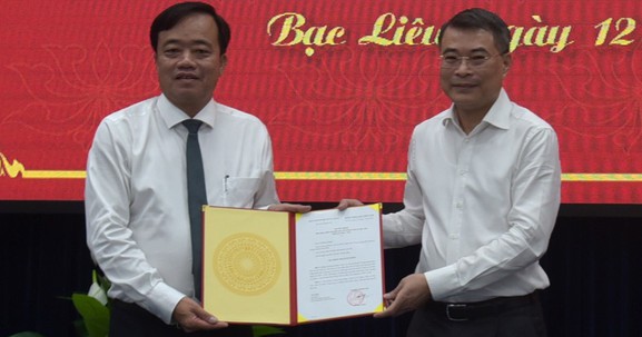Chủ tịch UBND tỉnh Cà Mau giữ chức Phó Bí thư Tỉnh ủy Bạc Liêu