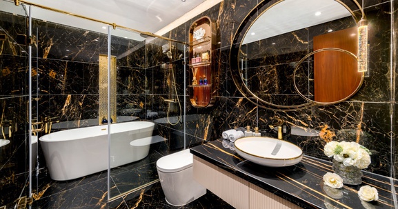 Golden Crown Hai Phong: Wellness tech trong không gian phòng tắm bạc tỷ