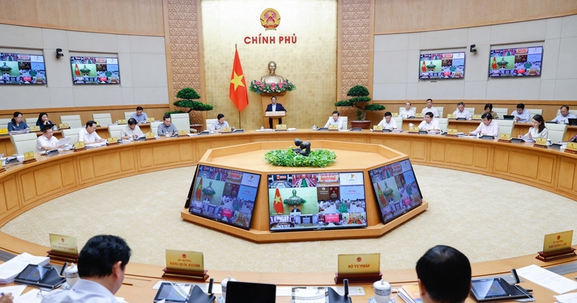Thủ tướng: Tiếp tục thực hiện miễn, giảm, gia hạn thời hạn nộp thuế, phí, lệ phí, tiền sử dụng đất