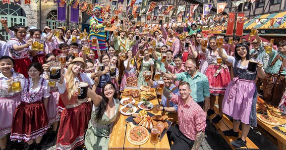 Đà Nẵng: Du khách phấn khích “Truy tìm vua Bia” tại Lễ hội Bia B’estival
