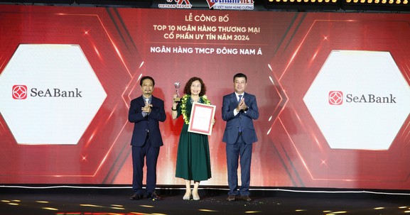 SeABank được vinh danh Top 50 Công ty đại chúng uy tín và hiệu quả
